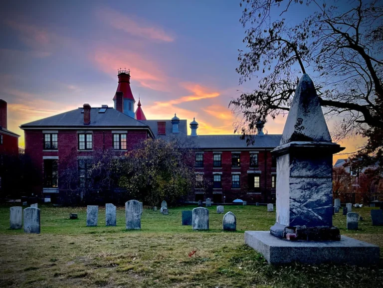 Salem ma ghost tours