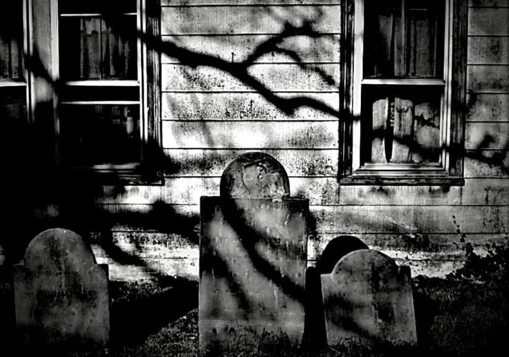 Salem Ghost Tour